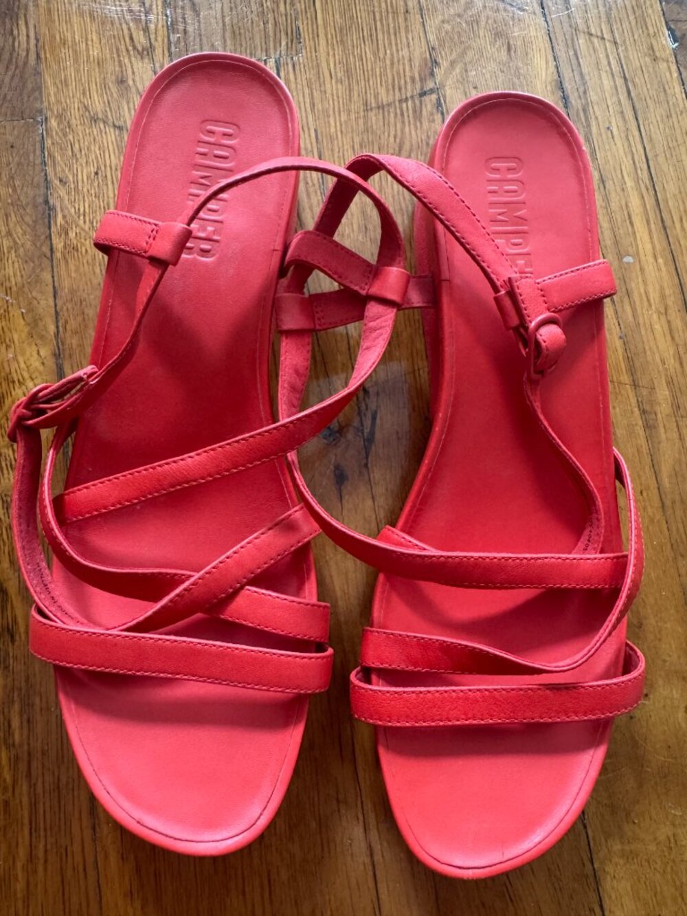 Strappy Red Camper Minikaah sandals - Picture 10 of 11